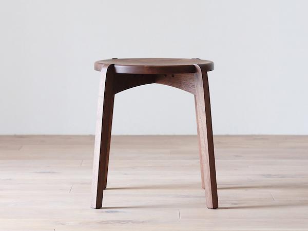 AGILE Stool(Wood)