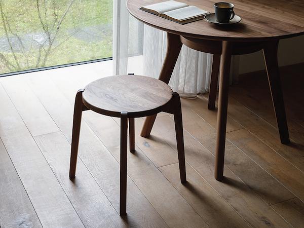 スツールイメージ